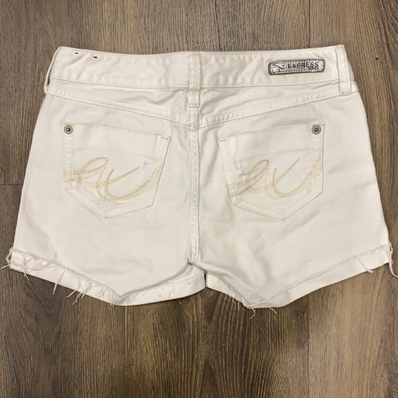 White Express Shorts - Picture 3 of 4